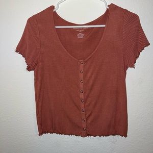 American Eagle cropped T-Shirt.